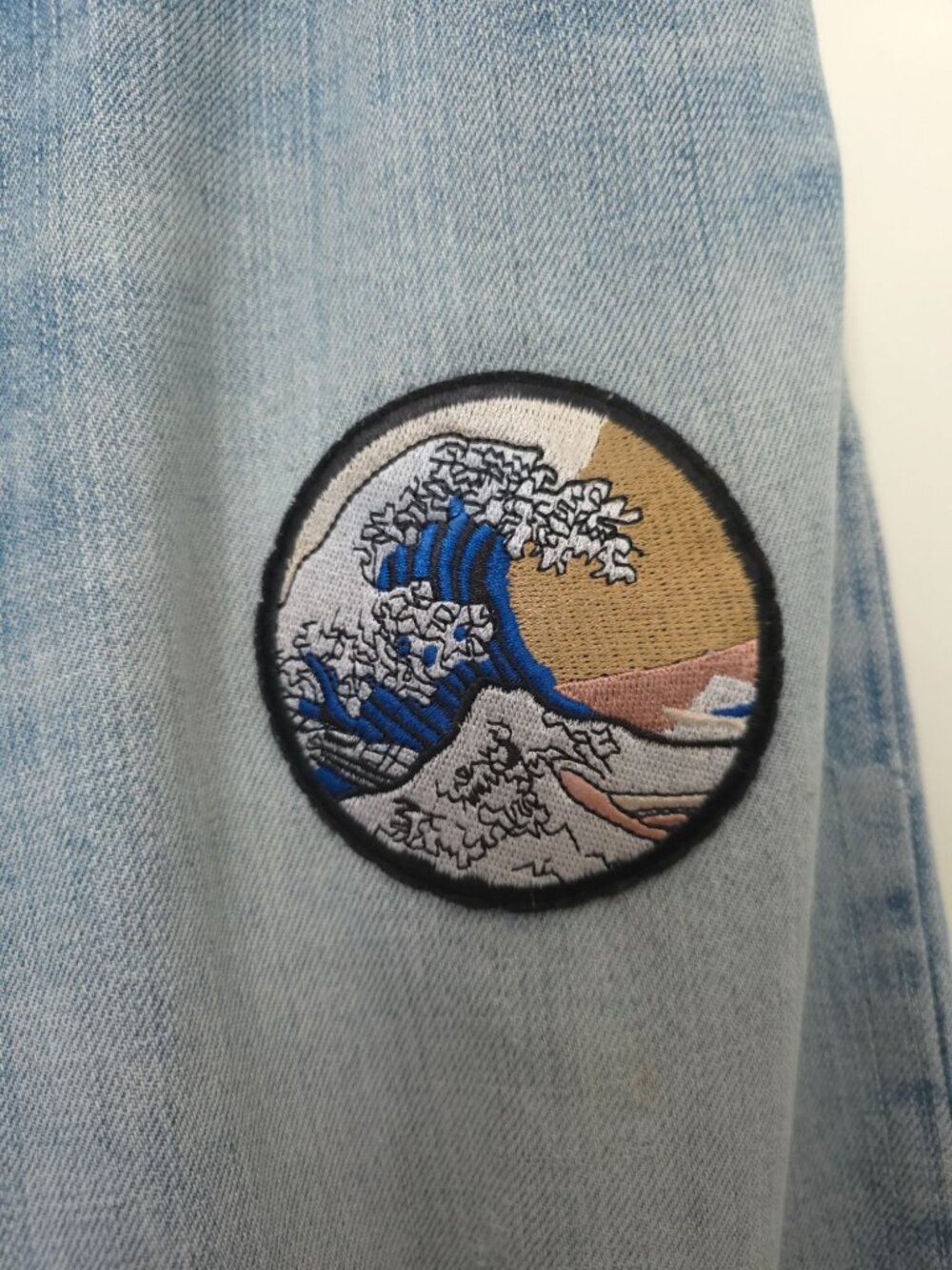 Karakuri Tamashii Japanese Denim Jeans w/ Embroidered Koi Fish & Wave Design 32 - Picture 10 of 13